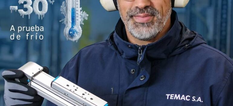 Eje de accionamiento por correa dentada Festo ELGA-TB-RF para cámaras frigoríficas y automatización industrial.