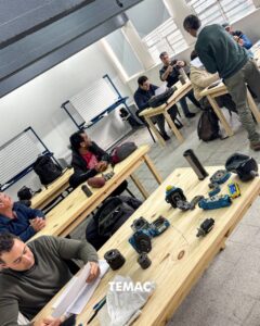 Capacitación técnica en Hidráulica Industrial y Mantenimiento dictada por TEMAC S.A., disponible en modalidad presencial y virtual.