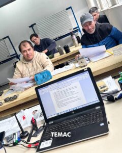Capacitación técnica en Hidráulica Industrial y Mantenimiento dictada por TEMAC S.A., disponible en modalidad presencial y virtual.
